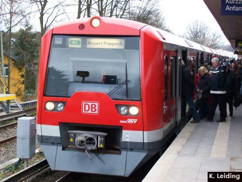 Der Pendelzug Richtung Airport.