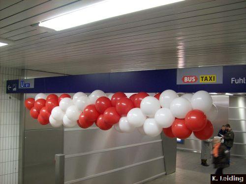 Ballons ber der Treppe.