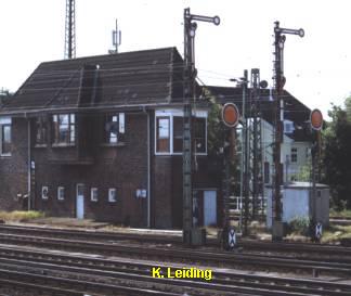 Stellwerk und Formsignale an der Elbgaustrae.