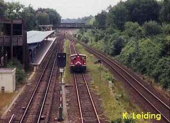 Kleinlok der S - Bahn am Rbenkamp.