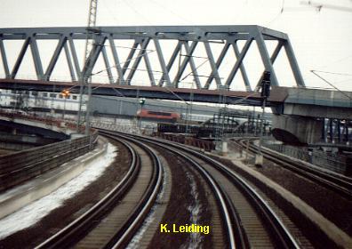 Oberhafenbrcke und E - Lok 103.