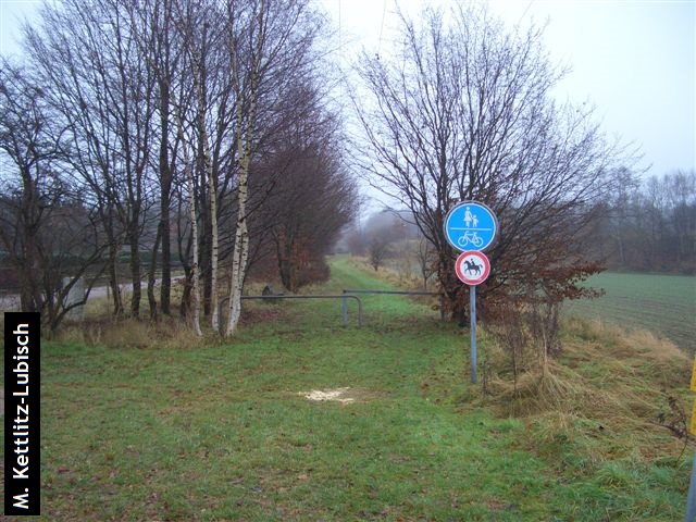 Ehemaliger Bahnbergang.