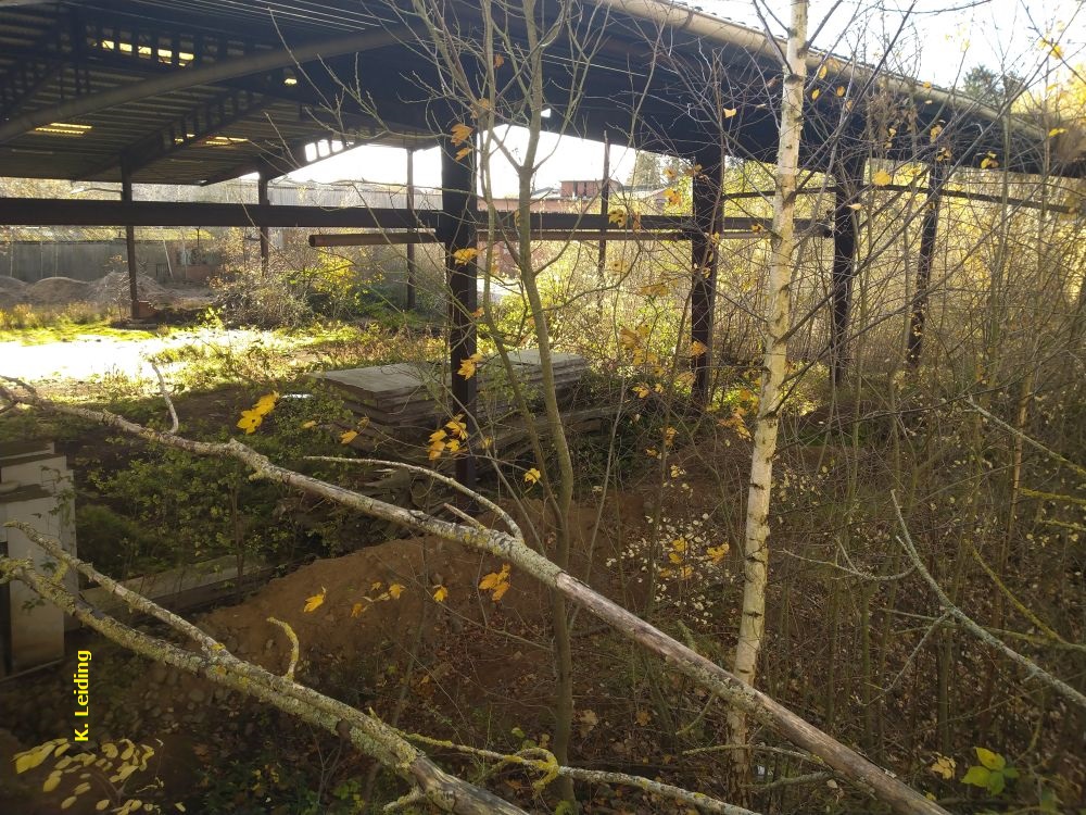 Das westliche Ende der 1980 errichteten Tonlagerhalle.