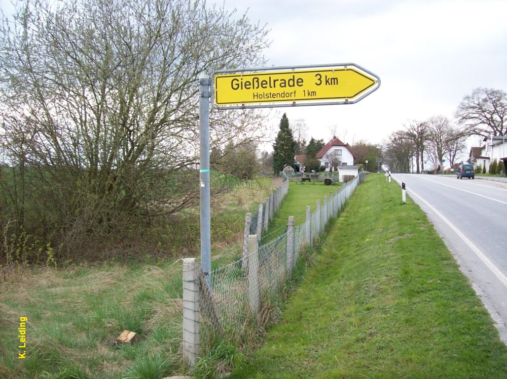 Hinweisschild nach Gießelrade.