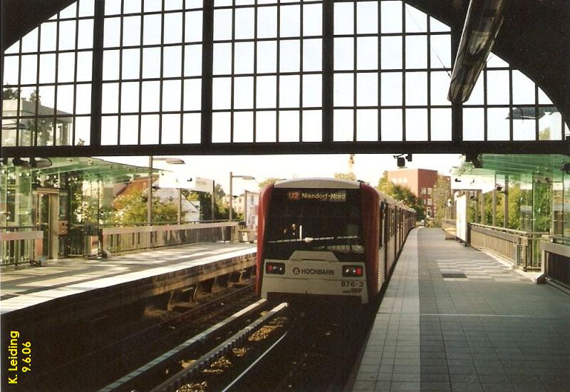 DT 3 nach Niendorf Nord.