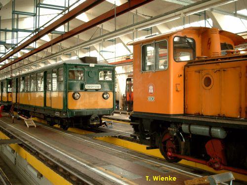 Lok 006, T6 220 und T1 11.