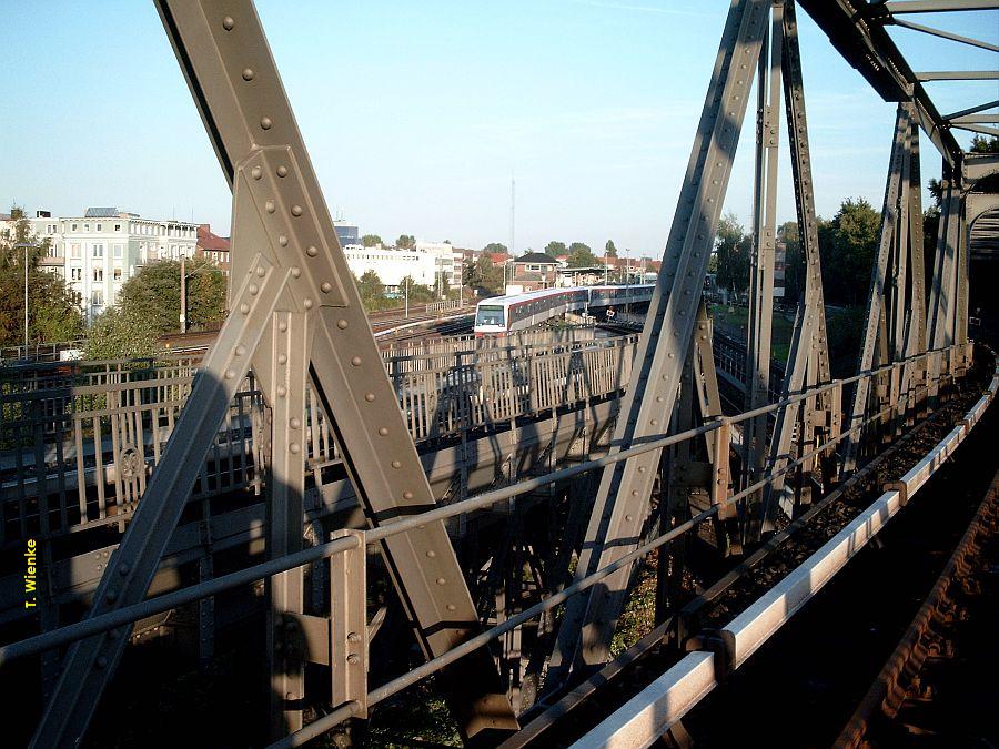 Ein DT 4 - Vollzug verlt Barmbek.