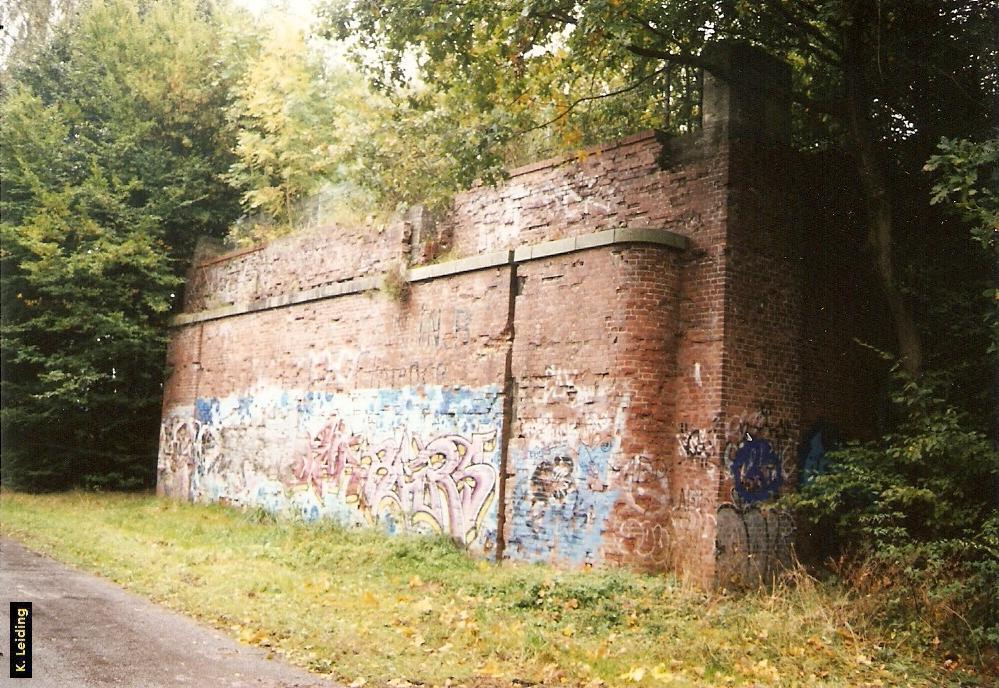 Das steinerne Widerlager.