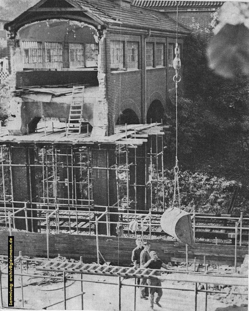 Der ehemalige gemauerte Zugang in Berne wird abgerissen.